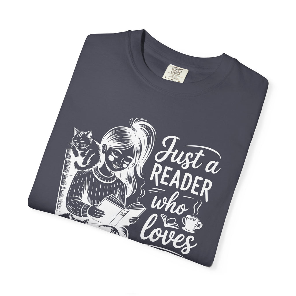 Reader Who Loves Books & Cat Graphic T-Shirt