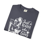 Reader Who Loves Books & Cat Graphic T-Shirt