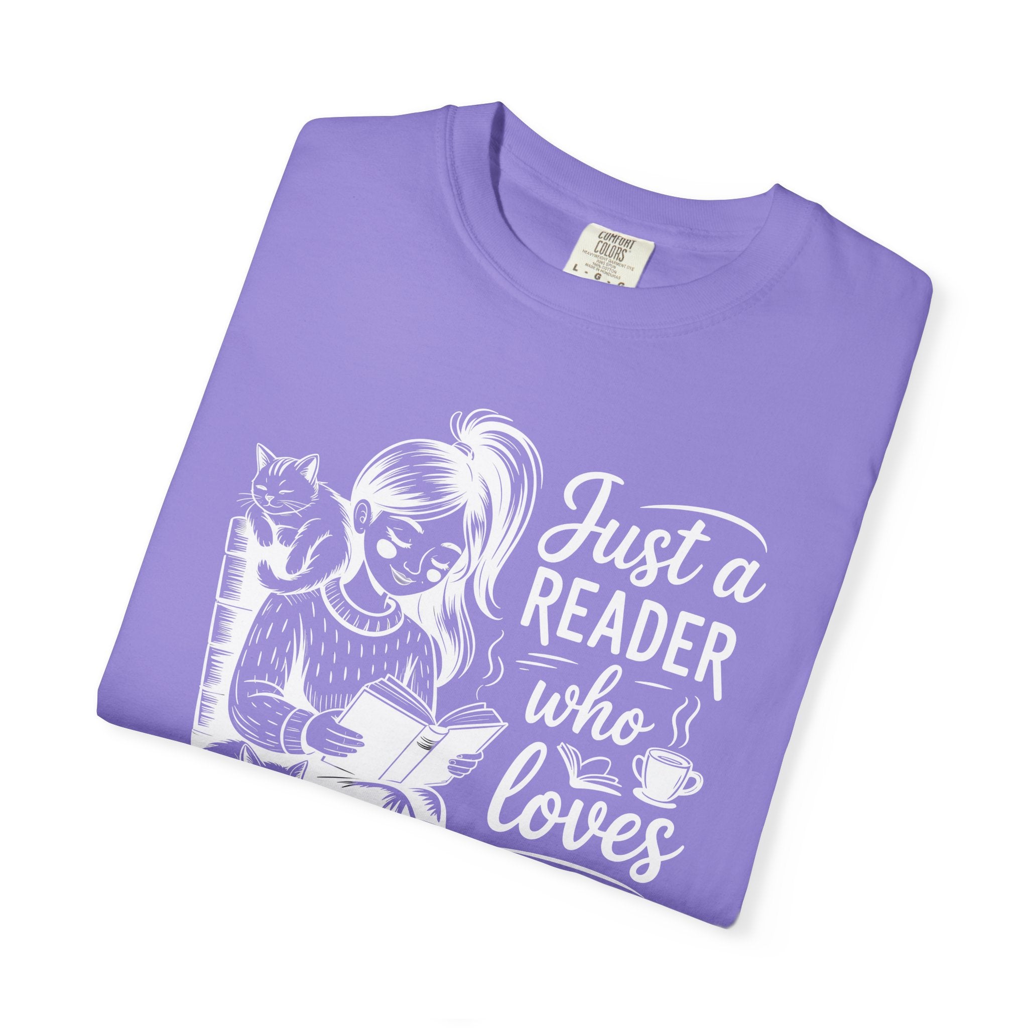 Reader Who Loves Books & Cat Graphic T-Shirt