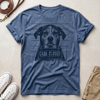 Case Closed dog mugshot t-shirt in Blue Jean